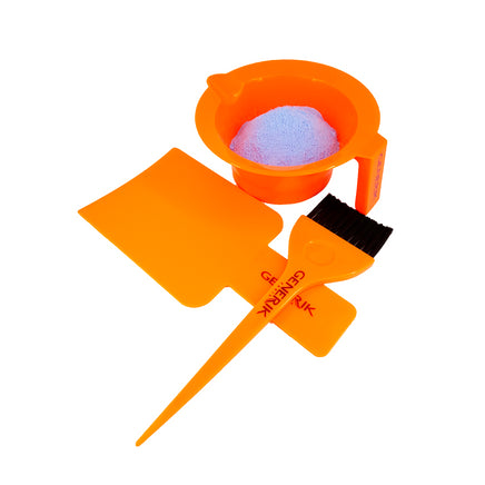 Kit de coloration avec un pinceau, un bol et une palette Kit de coloration avec un pinceau, un bol et une palette